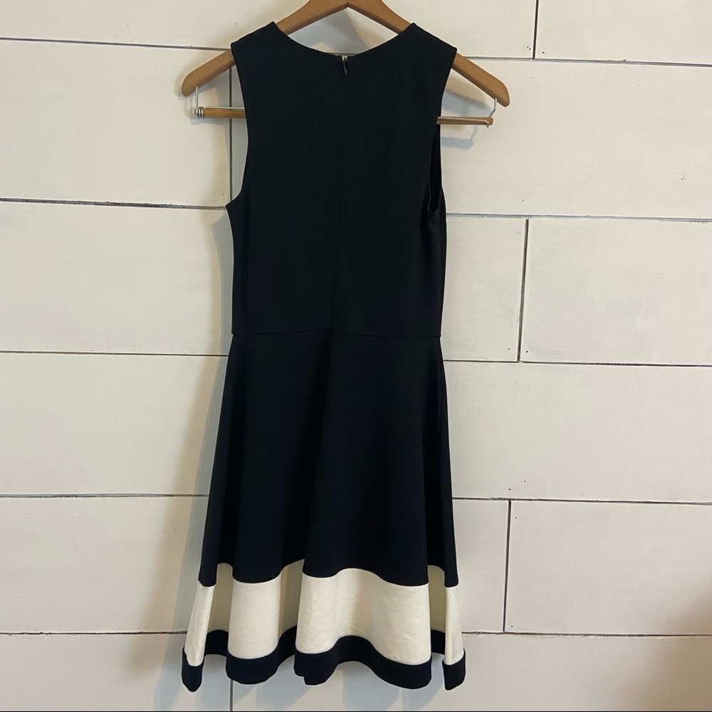 love…ady Colorblock Hem Fit & Flare Dress Size XS. Like New. - Picture 4 of 8